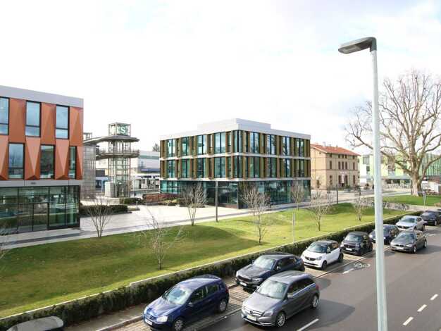 Sonstiges zum Kauf als Kapitalanlage geeignet 395.000 € 7 Zimmer 220,9 m² Ditzingen Ditzingen 71254