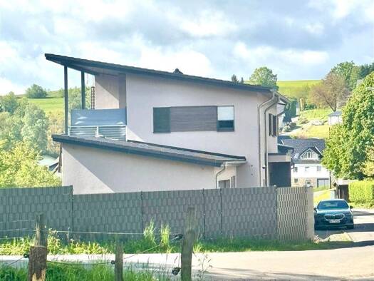 Einfamilienhaus zum Kauf 6 Zimmer 176 m² 930 m² Grundstück frei ab sofort Heidberg Reichshof 51580
