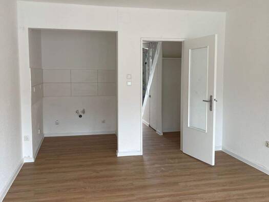 Wohnung zur Miete 1.270 € 4 Zimmer 74,7 m² EG frei ab sofort Timm-Kröger-Straße 6 Schenefeld 22869