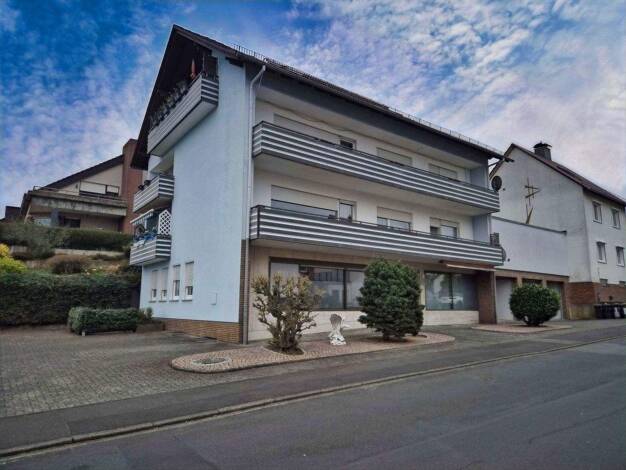 Mehrfamilienhaus zum Kauf 640.000 € 15 Zimmer 389,6 m² 893 m² Grundstück Kirchbauna Baunatal 34225