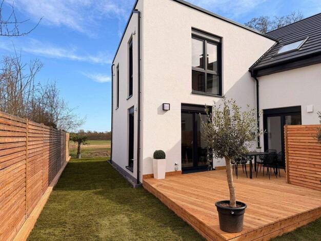 Einfamilienhaus zum Kauf - Erstbezug provisionsfrei 1.249.500 € 5 Zimmer 160,6 m² 318 m² Grundstück Stadtrandsiedlung Erlangen 91056