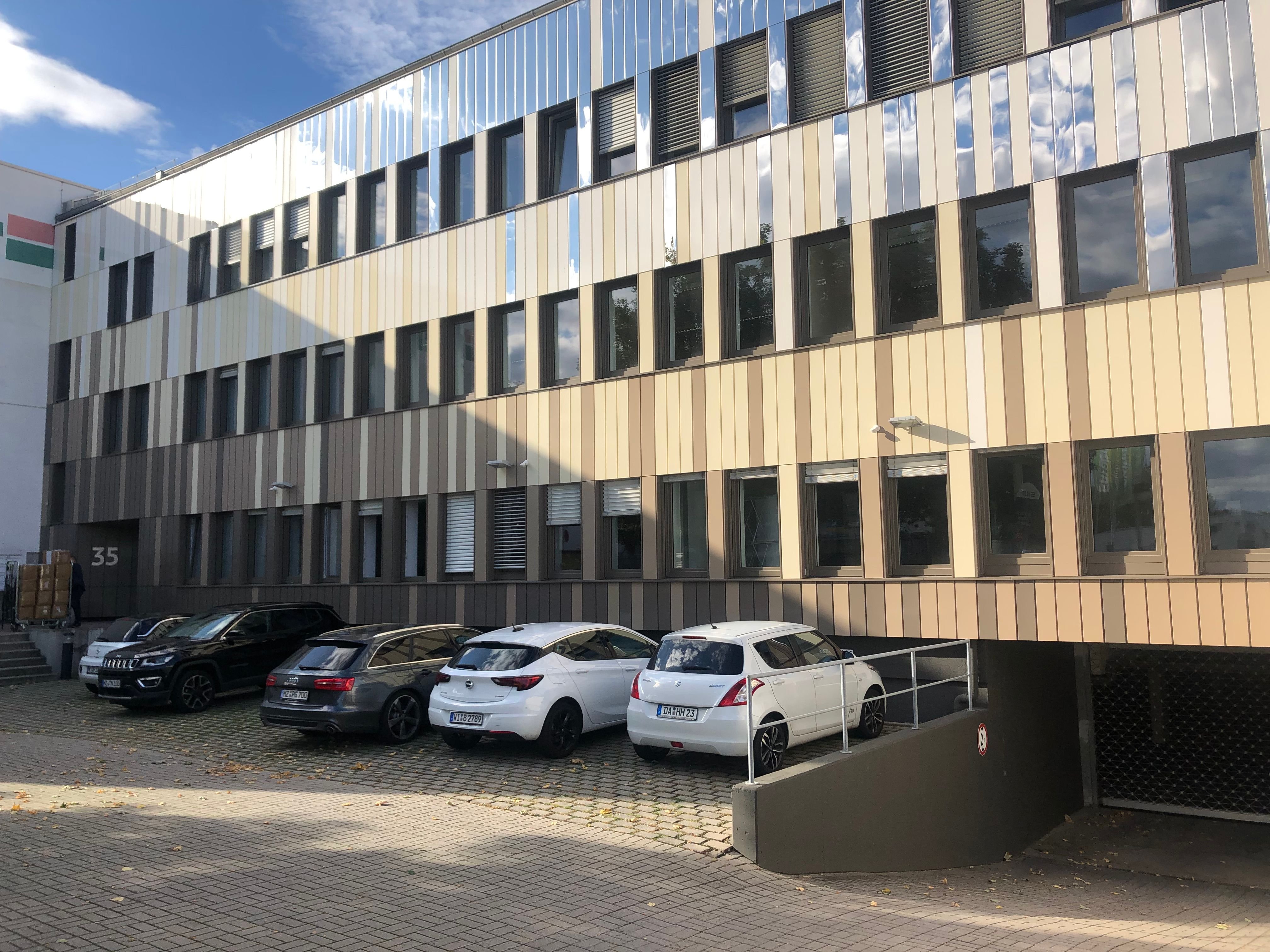 Büro-/Praxisfläche zur Miete 8,50 € 25 Zimmer 730 m²<br/>Bürofläche von 150 m² bis 730 m²<br/>Teilbarkeit Robert-Koch-Strasse 35 Hechtsheim Mainz 55129