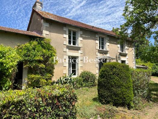 Reihenmittelhaus zum Kauf 230.000 € 5 Zimmer 235 m² 1.080 m² Grundstück Trois Quartiers-Centre Ville Poitiers 86000