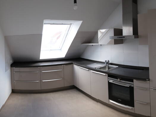 Maisonette zur Miete 950 € 3,5 Zimmer 90 m² 2. Geschoss frei ab 01.12.2026 Ammerndorf 90614