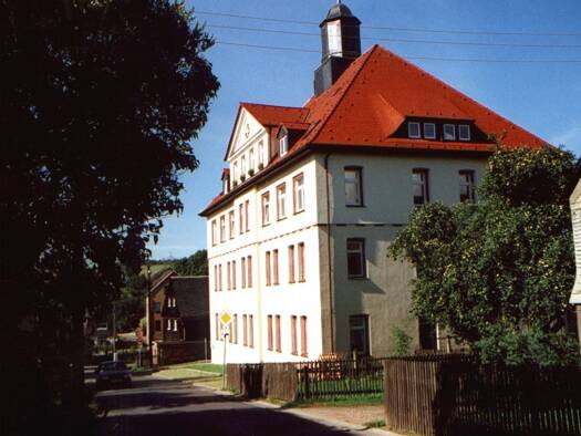 Wohnung zur Miete 285 € 2 Zimmer 56 m² 2. Geschoss An der Schule 1 Mülsen St Jacob Mülsen 08132