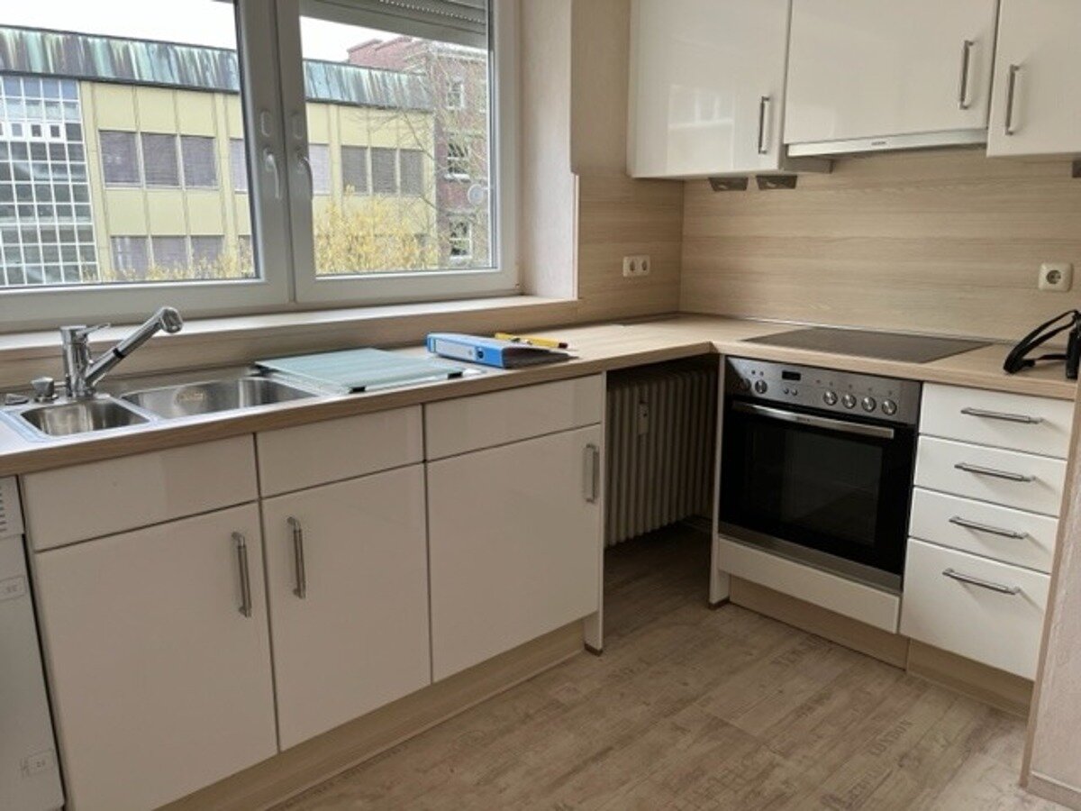 Wohnung zum Kauf 135.000 € 3 Zimmer 72 m²<br/>Wohnfläche 2.<br/>Geschoss Innenstadt Wilhelmshaven 26382