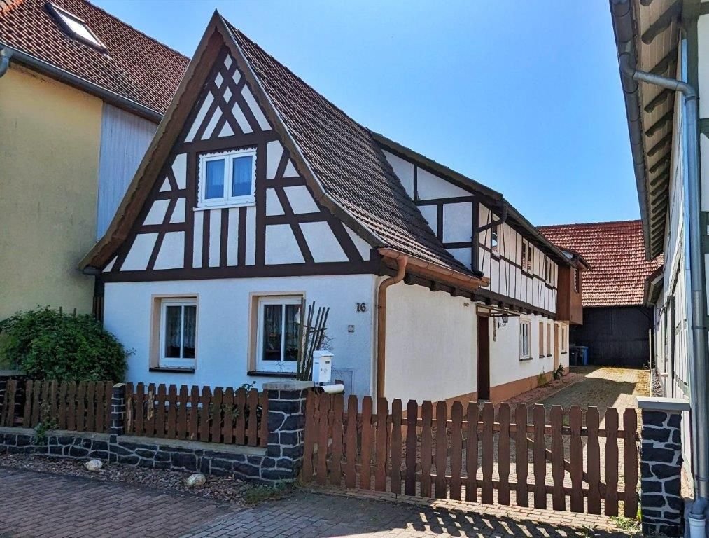 Einfamilienhaus zum Kauf 65.000 € 5 Zimmer 120 m²<br/>Wohnfläche 715 m²<br/>Grundstück Gleicherwiesen Römhild 98630