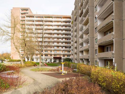Wohnung zur Miete 327 € 3 Zimmer 70,1 m² 7. Geschoss Neustrelitzer Str. 101 Südstadt Neubrandenburg 17033