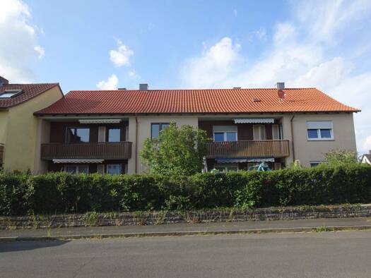 Haus zum Kauf 240.000 € 10 Zimmer 180 m² 413 m² Grundstück Gerolzhofen 97447