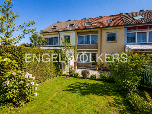 Reihenmittelhaus zum Kauf 299.000 € 6 Zimmer 111 m² 189 m² Grundstück Roth Roth 91154