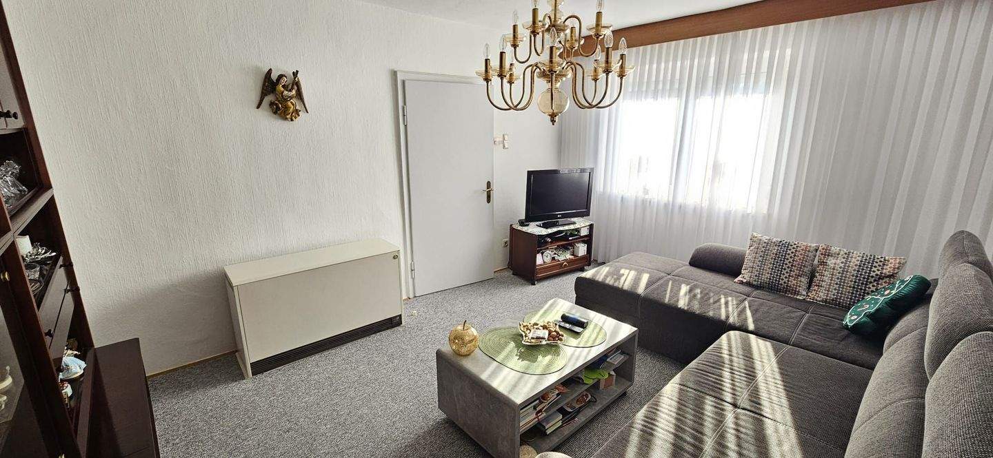 Immobilie in Kümmersbruck - Platz für die ganze Familie - gepflegtes Einfamilienhaus mit sehr großem Grundstück und Nebengebäude - Bild 1