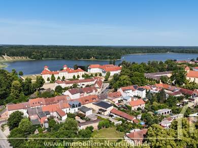 Wohnung zur Miete Wohnen auf Zeit 280 € 5 Zimmer 250 m² Damaschkeweg 3 Rheinsberg Rheinsberg 16831
