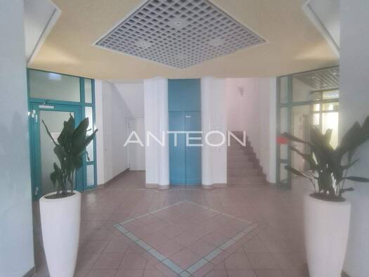 Bürofläche zur Miete 5 € 504 m² Bürofläche teilbar ab 243,9 m² Gladbecker Straße 417-435 Altenessen-Süd Essen 45329