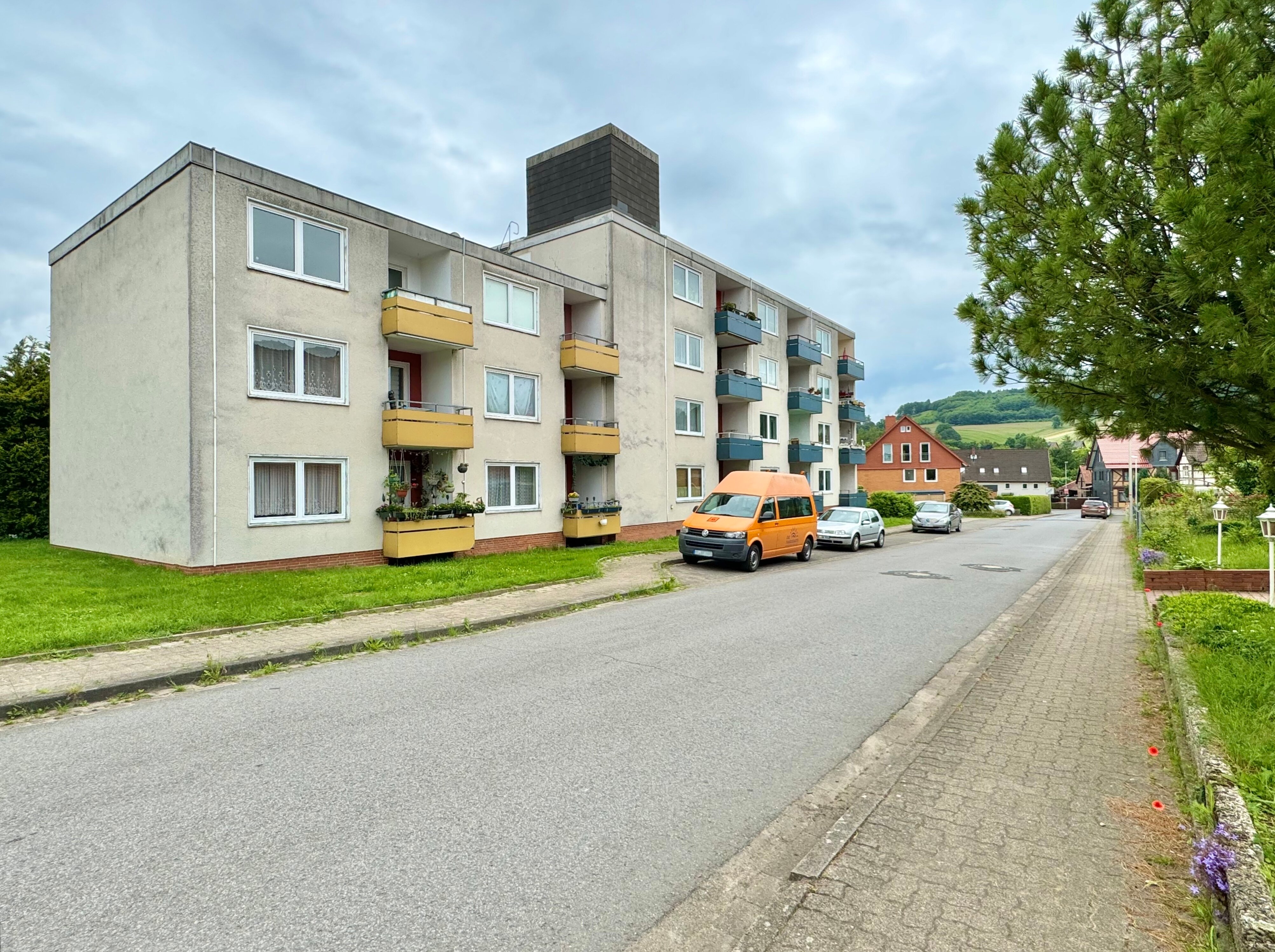 Immobilie zum Kauf als Kapitalanlage geeignet 599.000 € 36 Zimmer 956,8 m²<br/>Fläche 1.393 m²<br/>Grundstück Delligsen Delligsen 31073