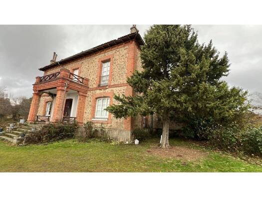 Chalet zum Kauf 1.750.000 € 14 Zimmer 1.200 m² 19.200 m² Grundstück Navas de Riofrío 40420