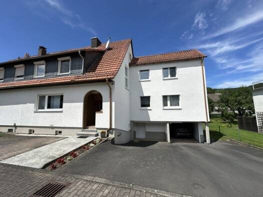 Doppelhaushälfte zum Kauf 259.000 € 7 Zimmer 167 m² 670 m² Grundstück Kirchhof Melsungen 34212