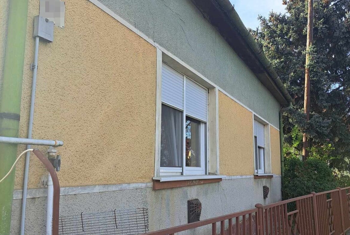 Einfamilienhaus zum Kauf provisionsfrei 94.000 € 2 Zimmer 76 m²<br/>Wohnfläche 1.218 m²<br/>Grundstück Kaposvár, Kaposfüred