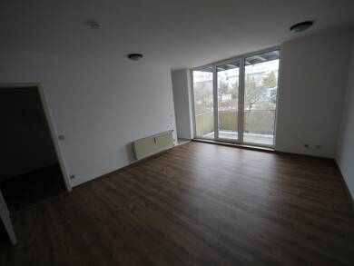 Wohnung zur Miete 320 € 1 Zimmer 31 m² 2. Geschoss frei ab sofort Mosbach 74821