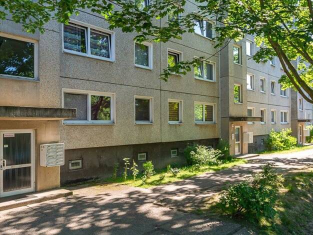 Wohnung zur Miete nur mit Wohnberechtigungsschein 426 € 3 Zimmer 60,6 m² 5. Geschoss frei ab 26.09.2026 Lise-Meitner-Straße 15 Gorbitz-Nord/Neu-Omsewitz Ortsamtsbereich Cotta 01169