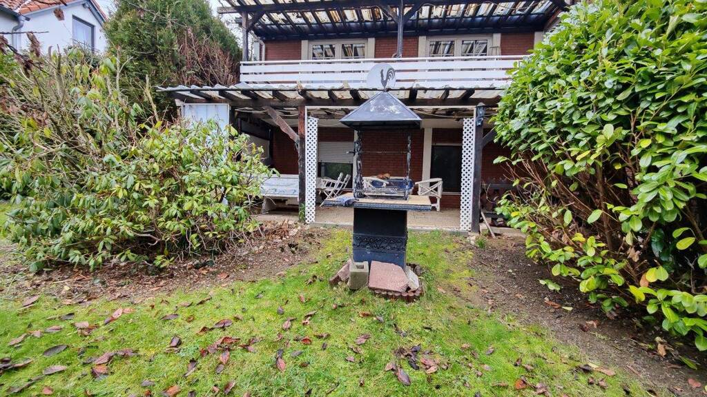 Einfamilienhaus zum Kauf 420.000 € 7 Zimmer 230 m² 864 m² Grundstück Nieder-Oberrod Idstein 65510