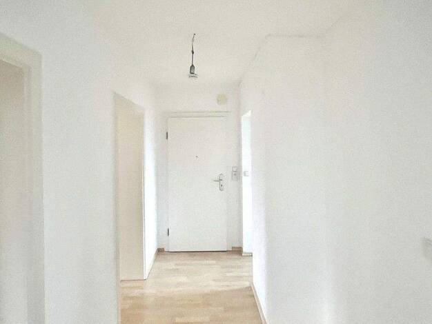 Wohnung zur Miete 840 € 3 Zimmer 82 m² 3. Geschoss Marktlerstrasse 60 Burghausen 84489