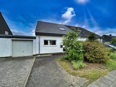 Doppelhaushälfte zum Kauf 349.000 € 4 Zimmer 109 m² 230 m² Grundstück Euskirchen Euskirchen 53879