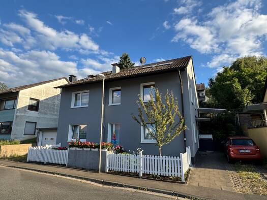 Einfamilienhaus zum Kauf provisionsfrei 499.999 € 8 Zimmer 185 m² 570 m² Grundstück Nord Remscheid 42855