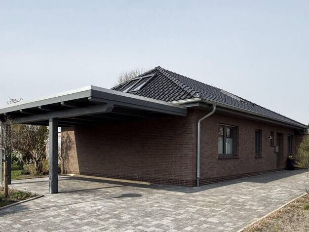 Bungalow zum Kauf provisionsfrei 480.000 € 6 Zimmer 128 m² 733 m² Grundstück Roßfelde 12 Zetel 26340