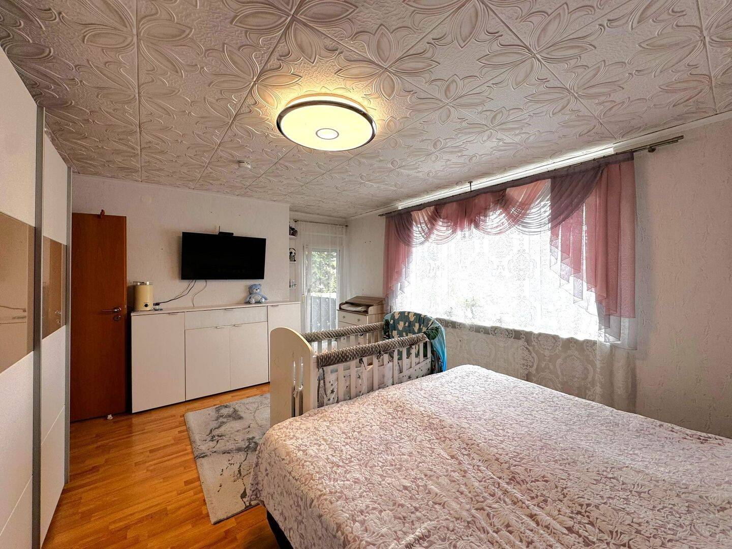 Property thumbnail 9