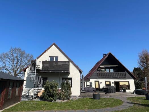 Mehrfamilienhaus zum Kauf provisionsfrei 9 Zimmer 290 m² 1.180 m² Grundstück Wahlstedt 23812