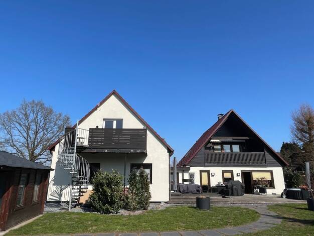 Mehrfamilienhaus zum Kauf provisionsfrei 1 € 9 Zimmer 290 m² 1.180 m² Grundstück Wahlstedt 23812