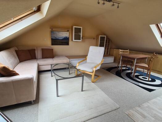 Studio zur Miete 480 € 1 Zimmer 35 m² Geschoss 1/2 frei ab sofort Burgfarrnbach Fürth 90768