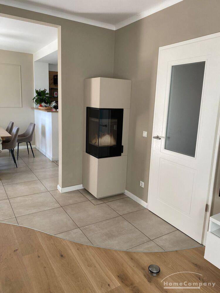 Property thumbnail 6