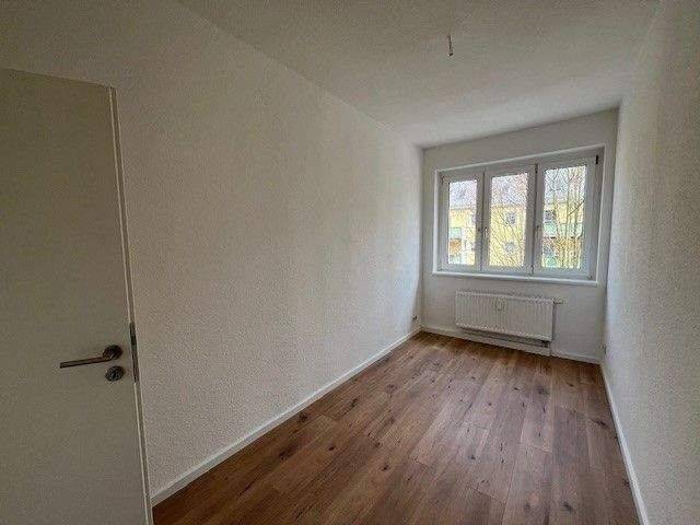 Wohnung zur Miete – další