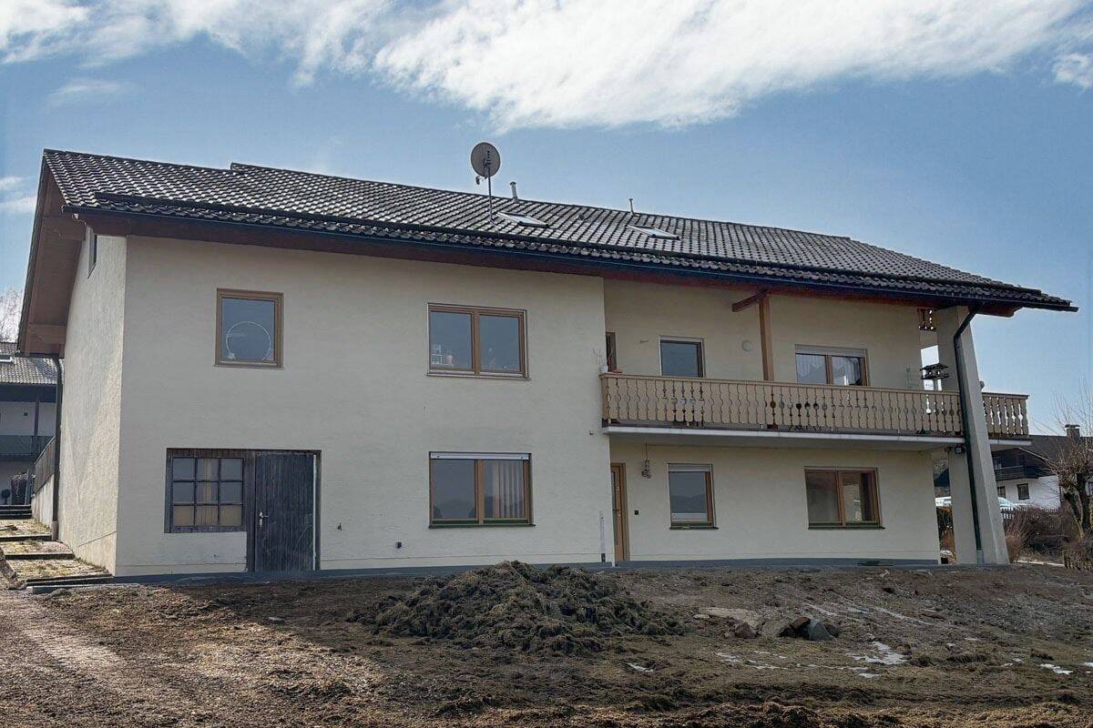 Immobilie in Lindberg - Landhaus mit Einliegerwohnung und ausgebautem Dachgeschoss in Zwiesel - Bild 3