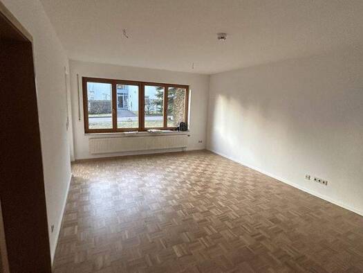 Wohnung zur Miete 710 € 2,5 Zimmer 72 m² EG Rot am See 74585