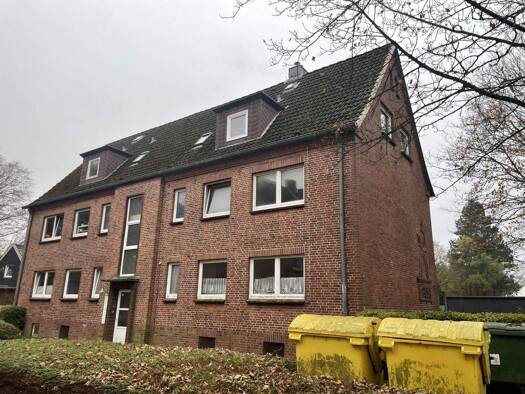 Wohnung zur Miete 260 € 2 Zimmer 35 m² 99. Geschoss frei ab sofort Ludwig-Ohlsen-Straße 2 Husum 25813