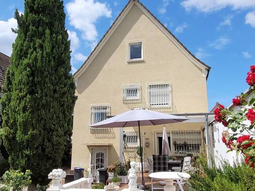 Einfamilienhaus zum Kauf 595.000 € 6 Zimmer 140 m² 667 m² Grundstück Bauschheim Rüsselsheim am Main 65428