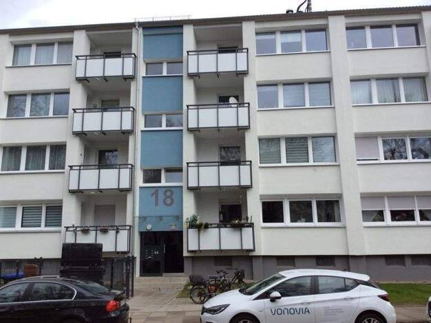 Wohnung zur Miete 748 € 4 Zimmer 74 m² 3. Geschoss frei ab 20.01.2026 Ostwaldstraße 18 Lehesterdeich Bremen 28357