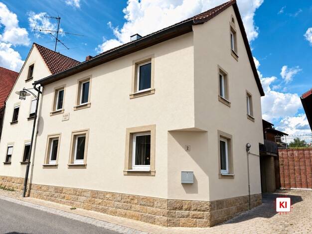 Einfamilienhaus zum Kauf 135.000 € 8 Zimmer 160 m² 419 m² Grundstück frei ab sofort Altershausen Königsberg in Bayern 97486