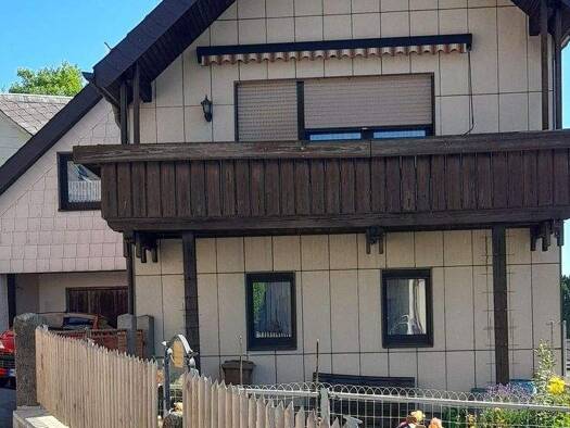 Haus zum Kauf 139.000 € 5 Zimmer 135 m² 203 m² Grundstück Marlesreuth Naila 95119