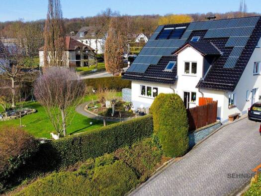 Einfamilienhaus zum Kauf 455.000 € 8,5 Zimmer 243 m² 979 m² Grundstück Westricher Weg 1 Günne Möhnesee 59519