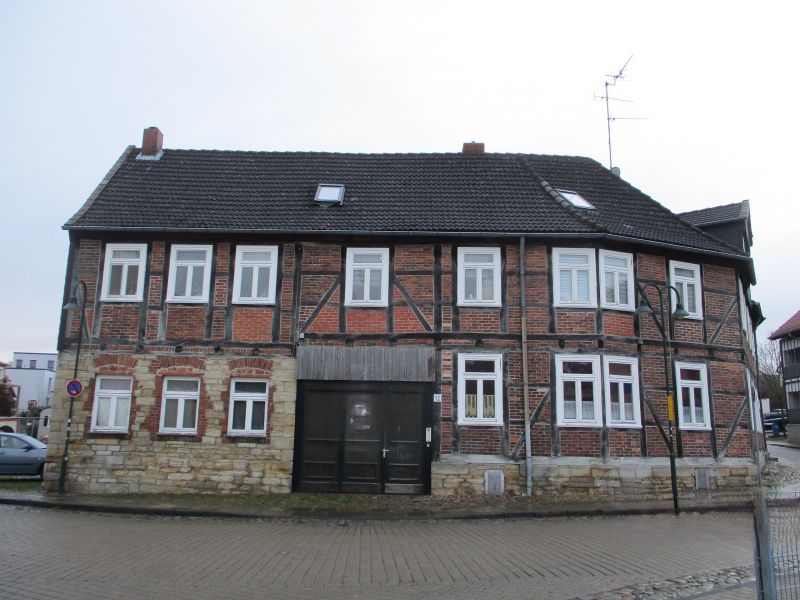 Haus zum Kauf 440.000 € 16 Zimmer 383 m²<br/>Wohnfläche 452 m²<br/>Grundstück Juleum Helmstedt 38350