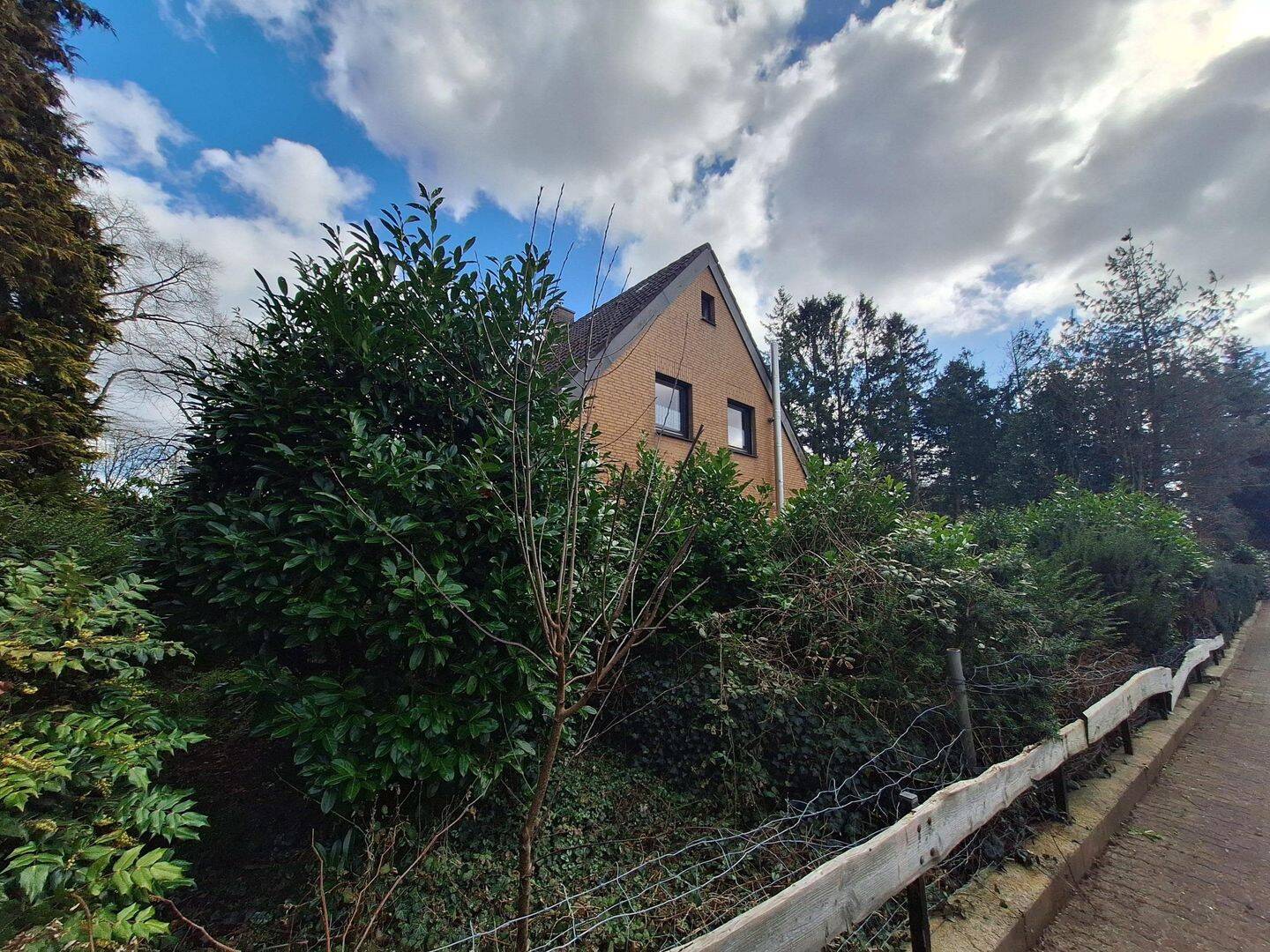 Einfamilienhaus zum Kauf - Ansicht 2