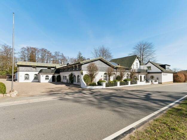 Gastronomie/Hotel zum Kauf 1.200.000 € 1.300 m² Gastrofläche 16.000,1 m² Grundstück Selk 24884