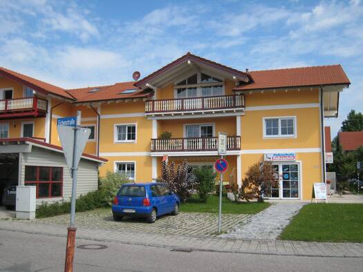 Wohnung zur Miete 1.250 € 4 Zimmer 116 m² Geschoss 1/2 frei ab 01.07.2026 Eggstätt 83125