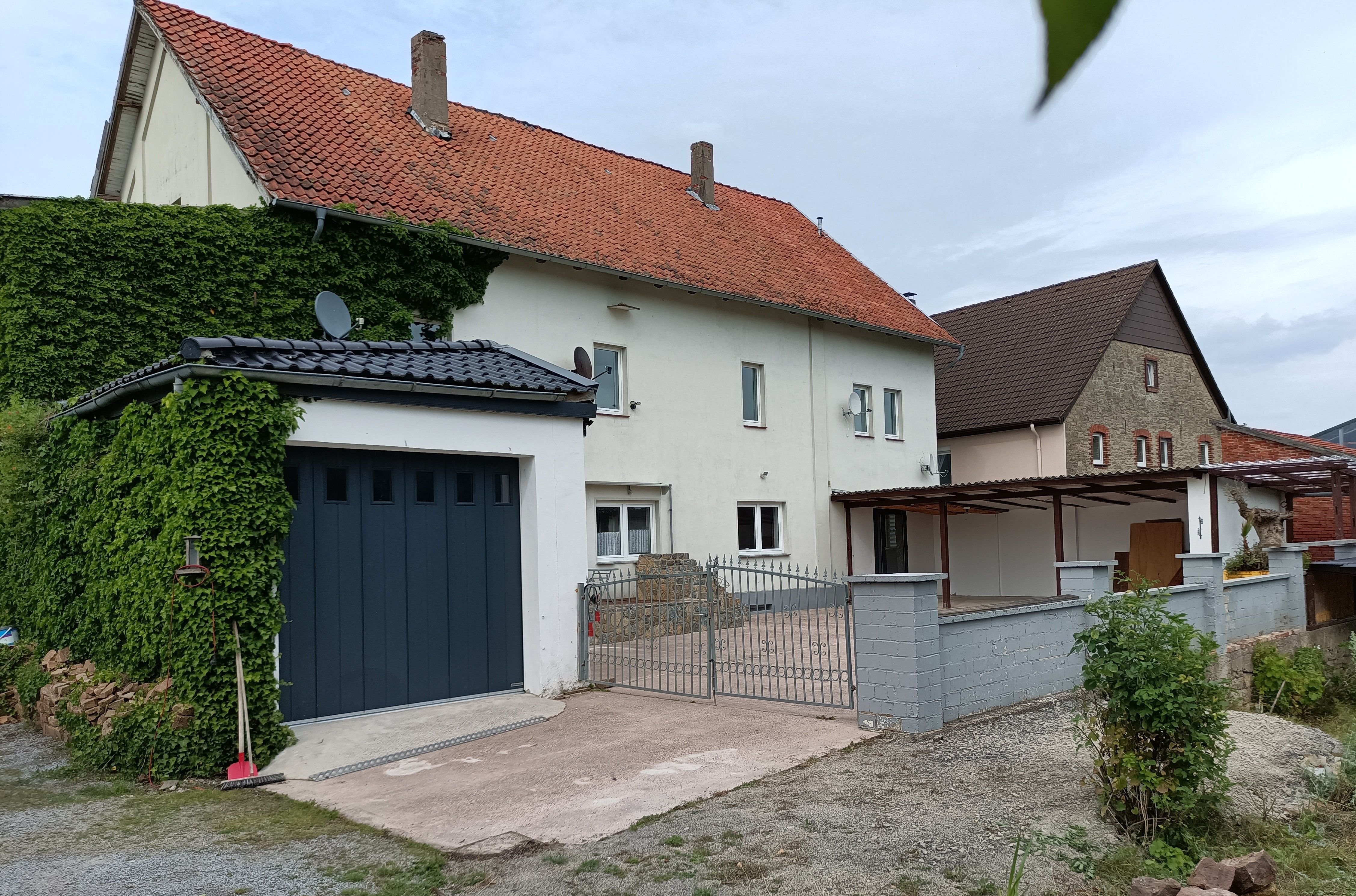 Mehrfamilienhaus zum Kauf provisionsfrei als Kapitalanlage geeignet 315.000 € 13 Zimmer 410 m²<br/>Wohnfläche 634 m²<br/>Grundstück Pyrmonter Str. 140 Belle Horn-Bad Meinberg 32805