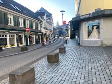 Laden zur Miete 1.456 € 2 Zimmer 182 m² Verkaufsfläche Wermelskirchen Wermelskirchen 42929