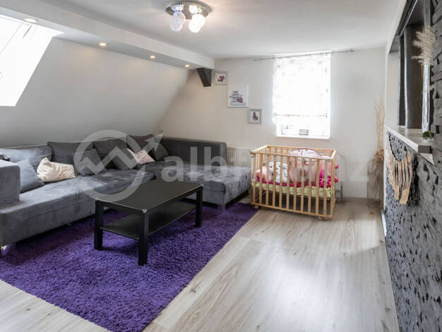 Mehrfamilienhaus zum Kauf 378.000 € 8 Zimmer 296,9 m² 287 m² Grundstück Buttenhausen Münsingen / Buttenhausen 72525