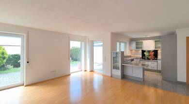 Wohnung zur Miete 1.250 € 3,5 Zimmer 94 m² EG frei ab sofort Stadtmitte Neu-Ulm 89231